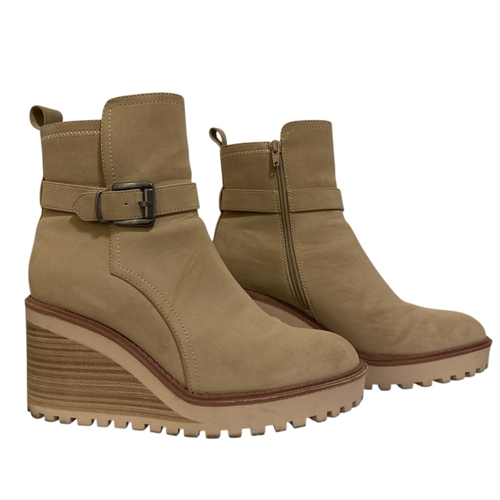 Mia Platform Buckle Wedge Booties With Zippers Size 9 Euc